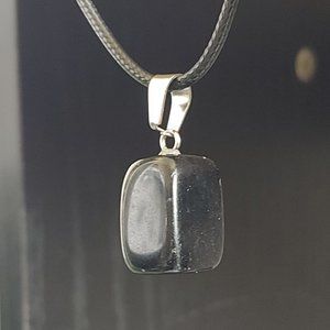 Imitation Obsidian Stone Necklace